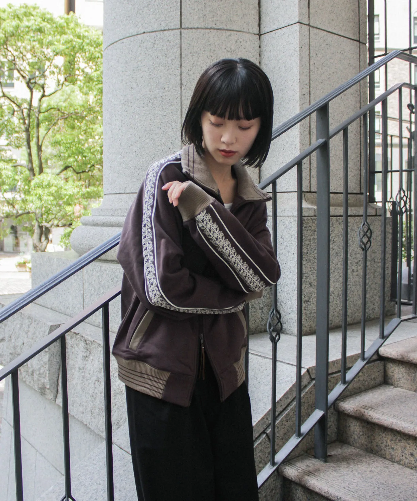 flower embroidery line track jacket